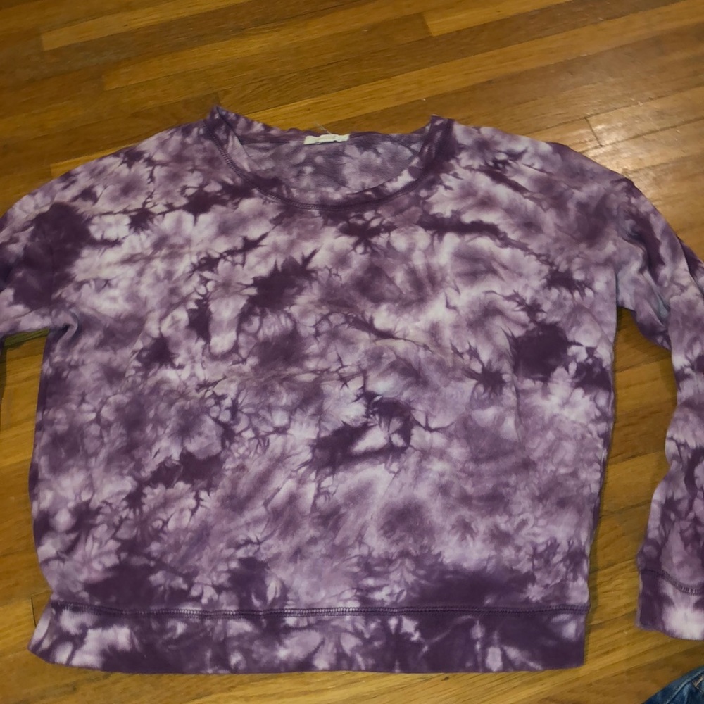 crewneck